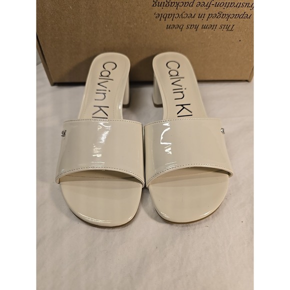 Calvin Klein Ulaka Heeled Sandal Womens Size 6.5 Ivory Retails $110 - Picture 2 of 9